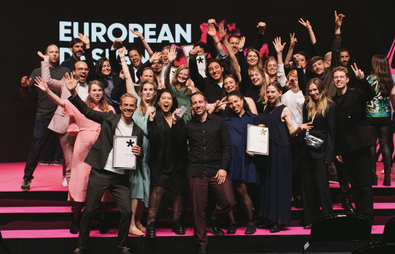 Group photo of all Verve employees celebrating the European Design Awards as Best Design Agency of 2022